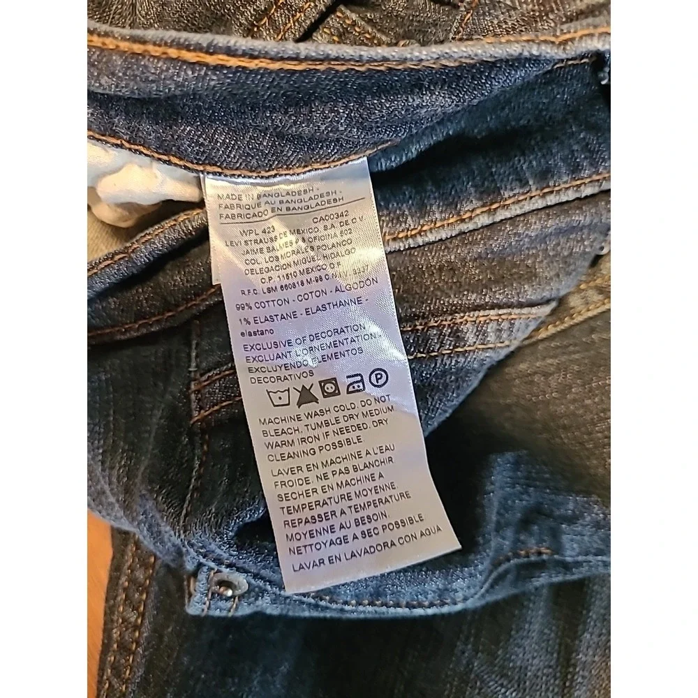 Levi Strauss & Co Signature Men's Denim Blue Jeans 42x32 100% Cotton Straight